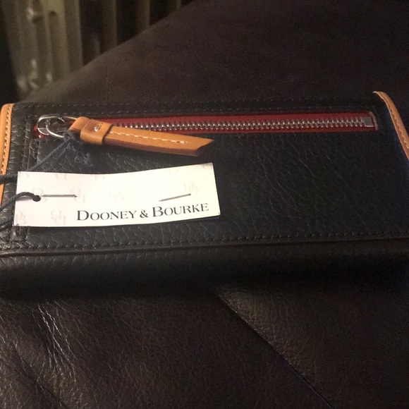 Selling a Downey &bourke wallet - Picture 3 of 3